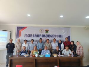 Sekretariat DPRD Sulawesi Barat dan Universitas Hasanuddin Gelar FGD Penyusunan Naskah Akademik dan Ranperda Pengelolaan Sumber Daya Kelautan dan Perikanan