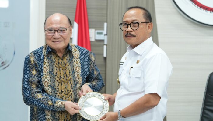 Dorong Industri Hilirisasi Kelapa Dalam, Pemprov Sulbar Jajaki Investasi dengan MKH Oil Palm