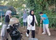 Bertajuk Jumat Bersih dan Olahraga Bersama, Dinas Kominfo Sulbar Bangun Budaya Gotong Royong di Lingkungan Kerja