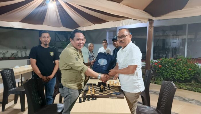 Gubernur Sulbar dan Ketua Percasi Gelar Eksebisi Catur Jelang Launching Maskot Kejurnas 2025
