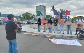 FFPI, Komkar dan Maper Gelar Aksi di Hari Pahlawan, Tolak Pemberian Gelar Pahlawan bagi Pelanggar HAM