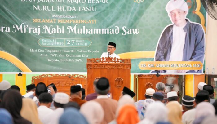 Dua Momentum Keagamaan, Gubernur Sulbar Tekankan Harmoni dan Kebersamaan