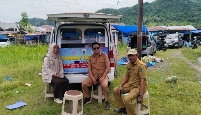 Dekatkan Layanan Pajak, Samsat Keliling Sambangi Malunda dan Tubo