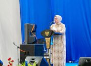 Momen Haru di Masjid Suada, Istri Almarhum Salim S. Mengga Kenang Dedikasi Sang Jenderal