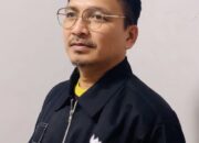 Ramadhan dalam Hiperrealitas: Antara Layar, Algoritma, dan Kesalehan yang Dipertontonkan