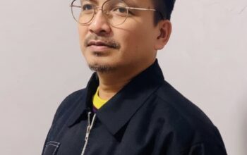 Ramadhan dalam Hiperrealitas: Antara Layar, Algoritma, dan Kesalehan yang Dipertontonkan