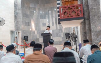 Safari Ramadan Sulbar, Gubernur Suhardi Duka Ajak Masyarakat Bangun Daerah Bersama