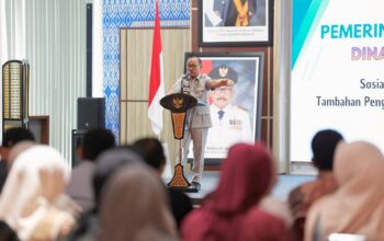 Gubernur Sulbar, Tambahan Penghasilan dari BKK untuk Peningkatan Pelayanan dan Kesejahteraan Aparat Desa