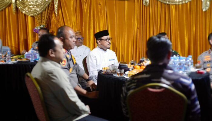 Gubernur Sulbar Pastikan Keamanan Arus Mudik dan Bahan Pokok Terkendali