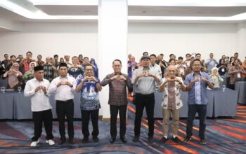 Bimtek PPID Sulbar, Sekda Junda Maulana Ajak Pengelola Informasi Tingkatkan Kompetensi