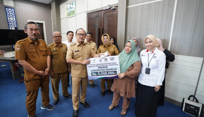 Gubernur Suhardi Duka Tingkatkan Ekonomi Warga Miskin dengan Bantuan Modal Usaha