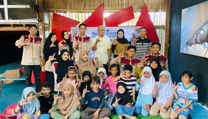 Mahasiswa PPG UNASMAN Perkuat Literasi dan Numerasi Anak Lewat Eduwisata Sipamandaq di Pambusuang 