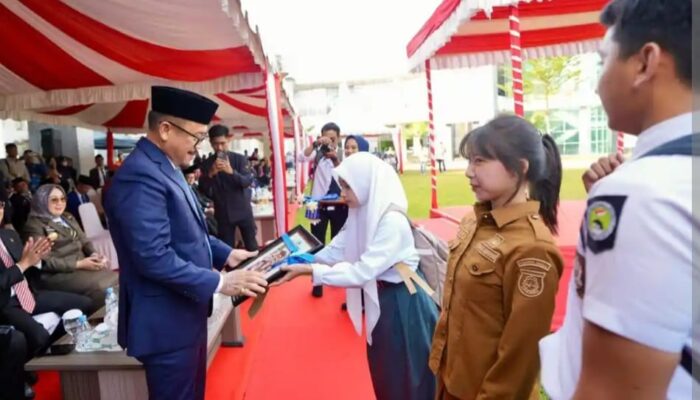 Polewali Mandar menjadi kabupaten dengan jumlah ATS tertinggi, yakni 8.551 anak.