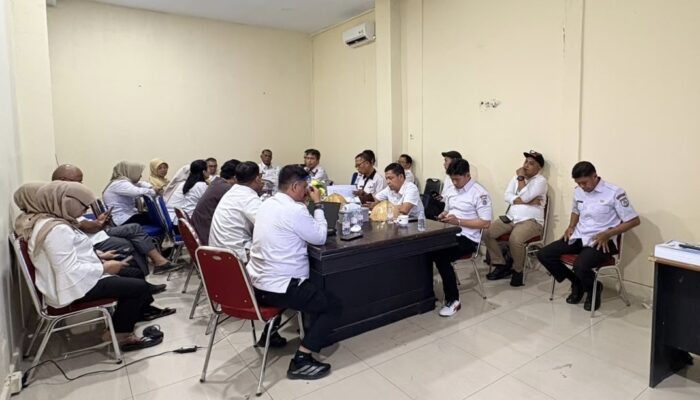Dorong Kemudahan Berusaha, DPMPTSP Sulbar Revisi Standar Pelayanan dan SOP Perizinan