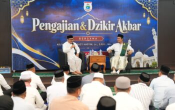 Gubernur Suhardi Duka Ajak Pejabat Sulbar Belajar Akidah dan Zikir Bersama Buya Arrazy Hasyim