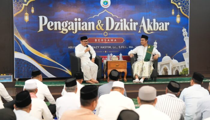 Gubernur Suhardi Duka Ajak Pejabat Sulbar Belajar Akidah dan Zikir Bersama Buya Arrazy Hasyim