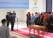 Siapkan Evaluasi Total Januari Mendatang, Gubernur SDK Resmikan Rotasi Pejabat Pemprov Sulbar