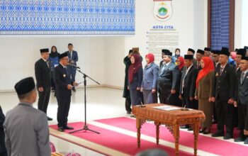 Siapkan Evaluasi Total Januari Mendatang, Gubernur SDK Resmikan Rotasi Pejabat Pemprov Sulbar